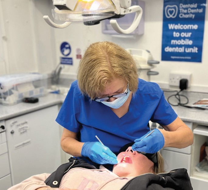New mobile dental service for under-served communities in Hampshire and Isle of Wight