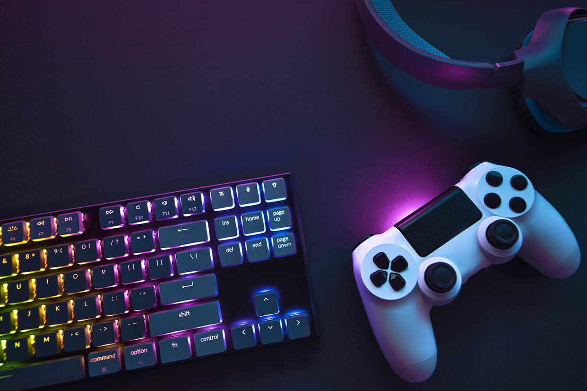 Tech Gaming Designs, Neurodevelopmental Vulnerabilities, and Risks for Internet Gaming Disorder: What Clinicians Need to Know