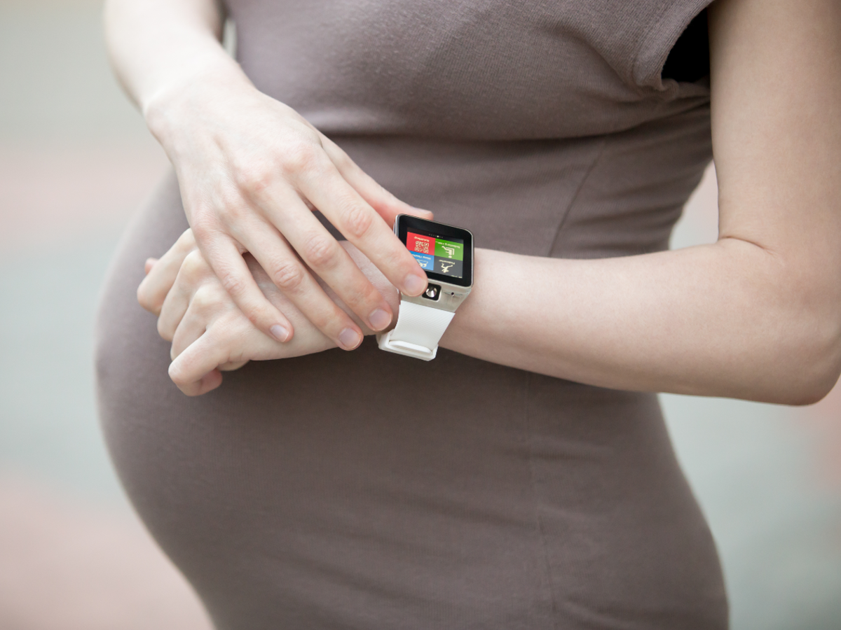 The Role of Smartwatch Technology in the Provision of Care for Type 1 or 2 Diabetes Mellitus or Gestational Diabetes: Systematic Review