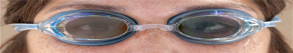A Pilot Study of the Effects of Swimming Goggles on Meibomian Glands