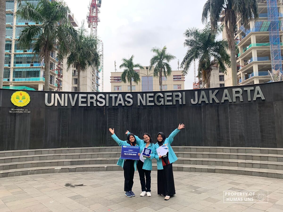 UNS Students Win 1st Place in KPM UNJ National Scientific Writing Competition