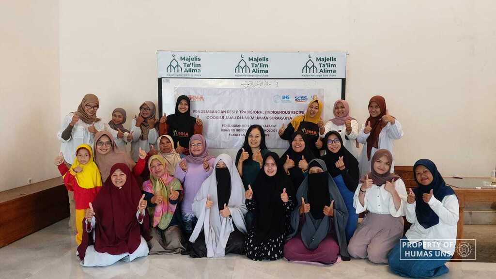 UNS Psychology Lecturers Ignite Entrepreneurial Interest by Creating Herbal Cookies