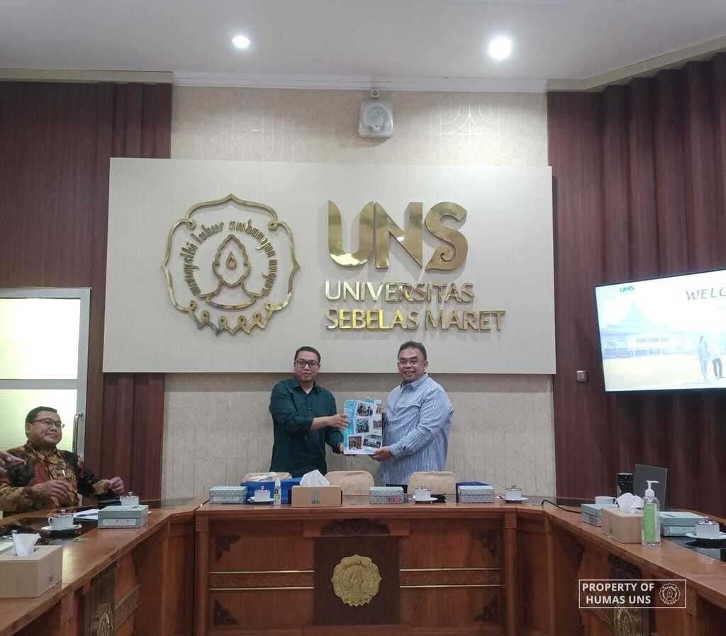 UNS Welcomes Visit from University of Lampung