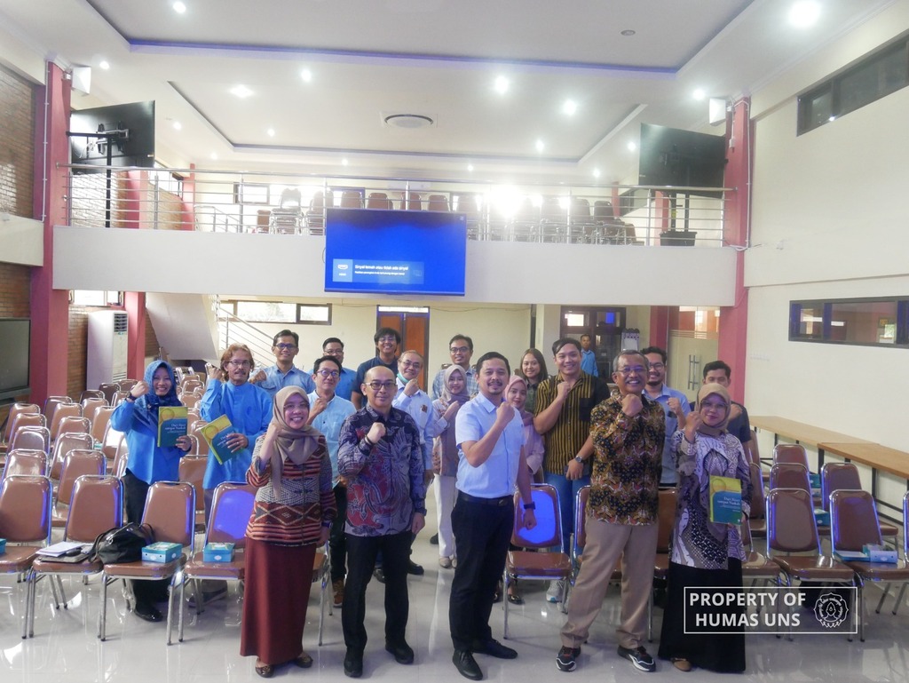 Presenting UPI Lecturers, FSRD UNS Organizes General Lecture on Artificial Intelligence